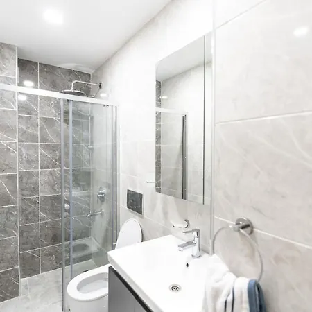 Relaxing Getaway Serene 2br *